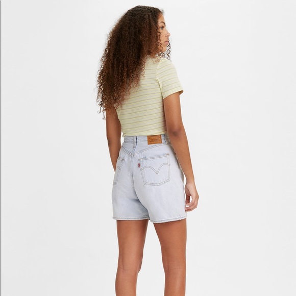 Levi’s Ribcage Shorts - Picture 8 of 11